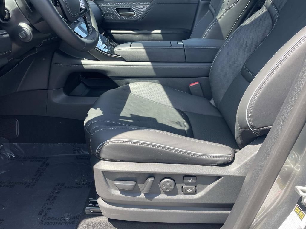 New 2026 INFINITI QX80 Autograph AWD/4WD image 11