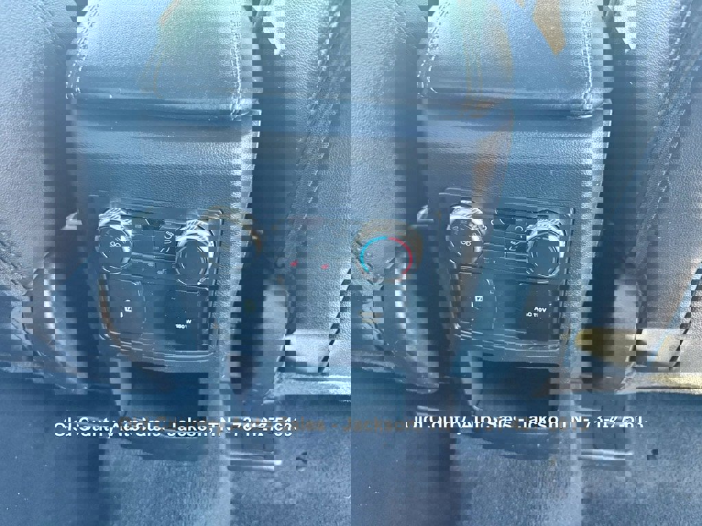 Used 2021 Ford Explorer Limited w/ Equipment Group 301A image 20