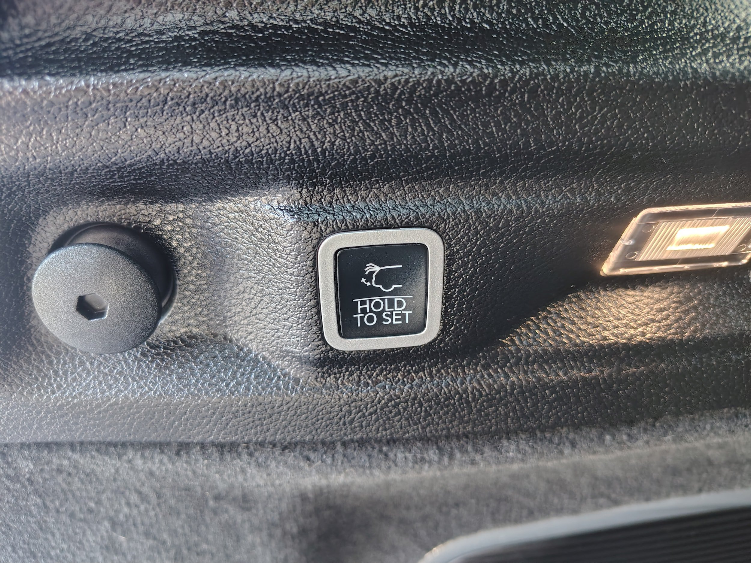 Certified 2025 Jeep Grand Cherokee L Summit AWD/4WD image 14
