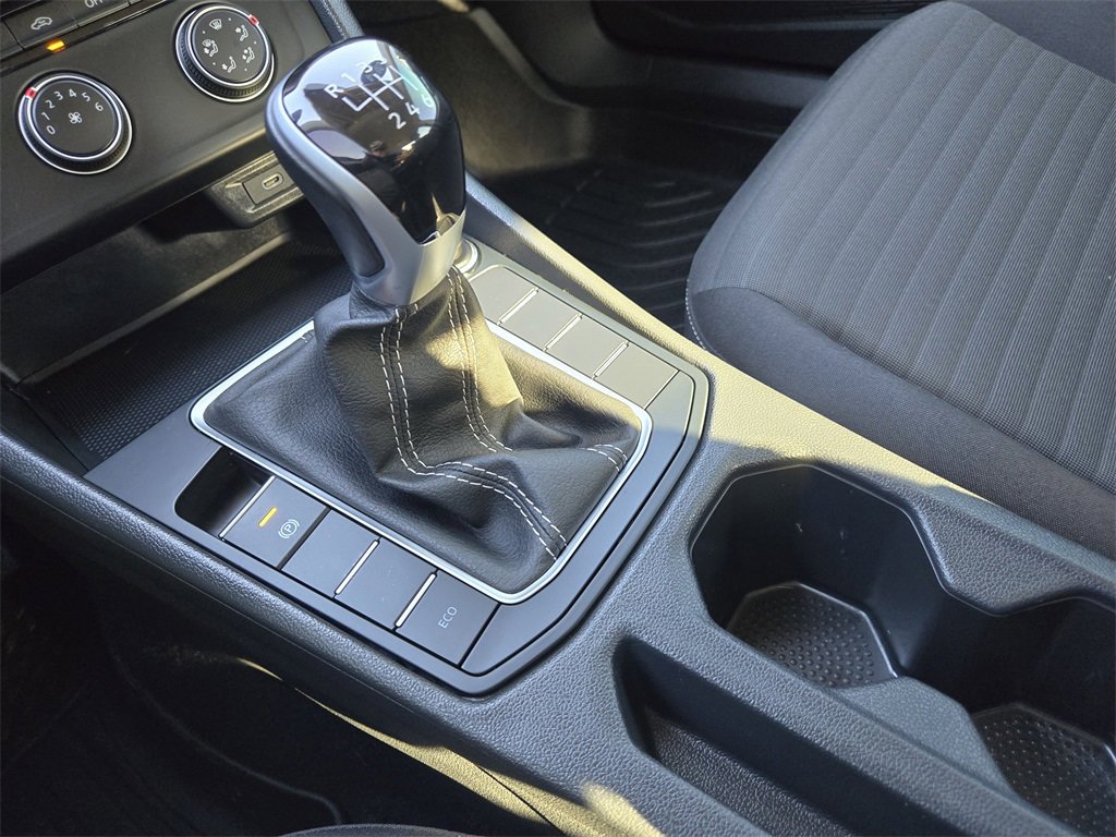 Used 2024 Volkswagen Jetta S image 21