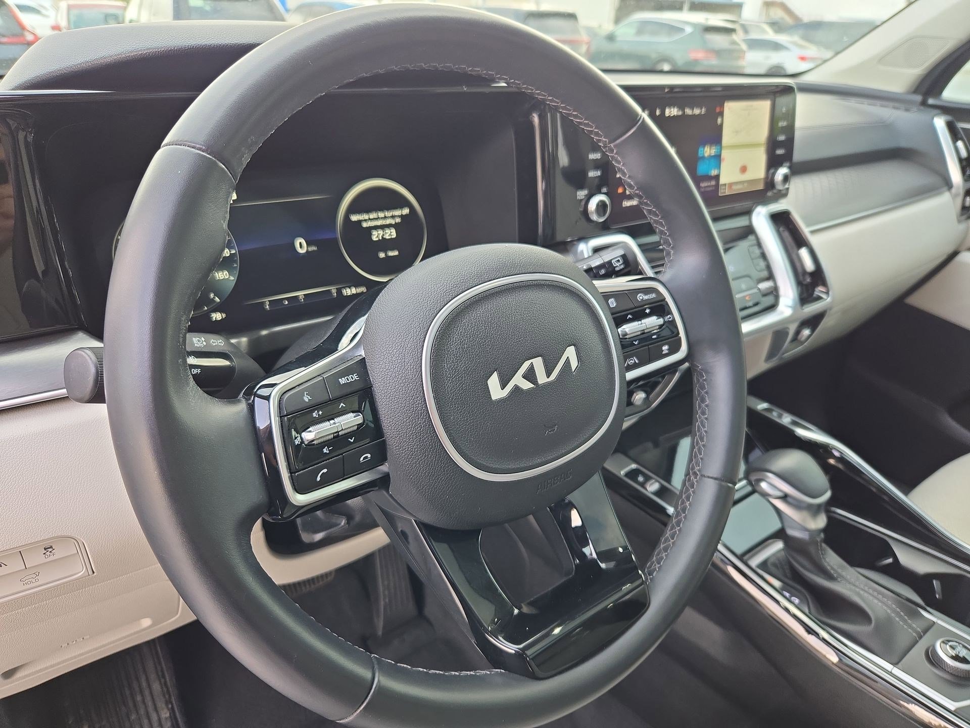 Used 2023 Kia Sorento SX image 18