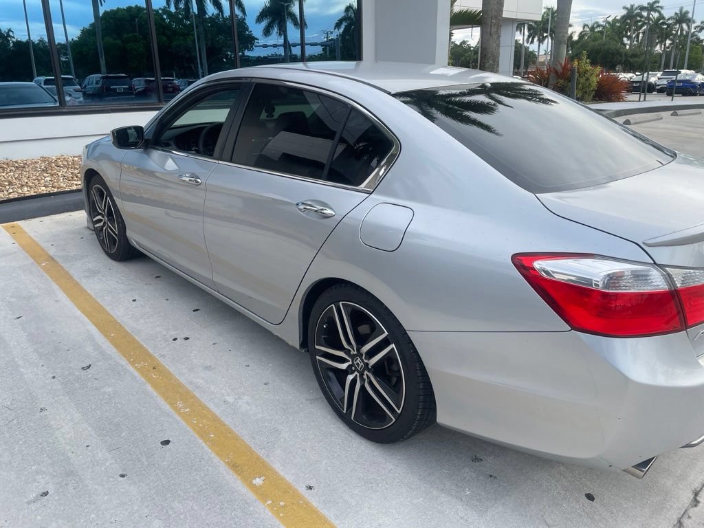 Used 2014 Honda Accord Sport image 7