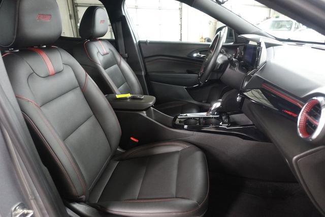 Used 2024 Chevrolet Trax RS w/ Driver Confidence Package image 24