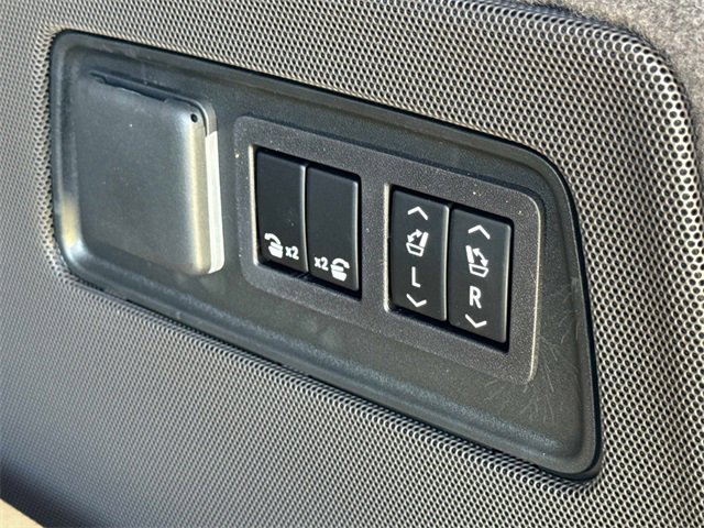 New 2026 Cadillac Escalade Luxury w/ LPO, Radiant Package image 6