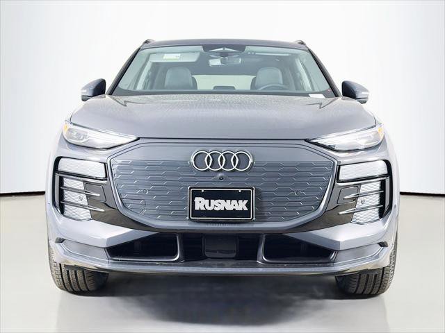 New 2025 Audi Q6 e-tron Premium AWD/4WD image 2