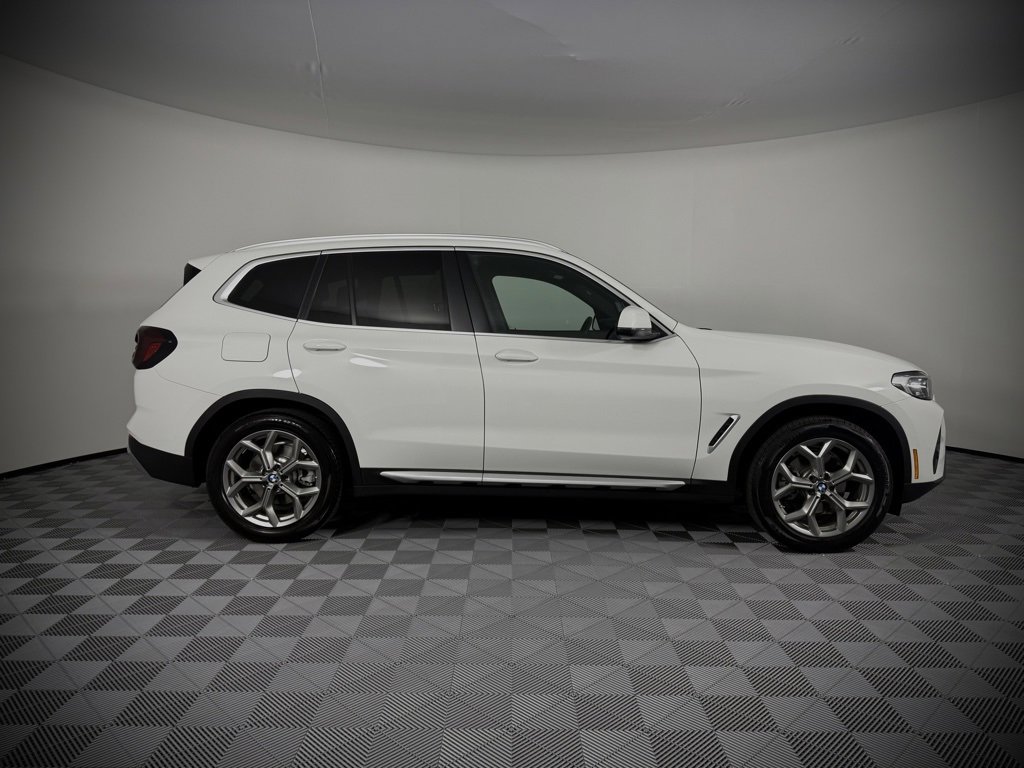 Used 2024 BMW X3 xDrive30i image 10