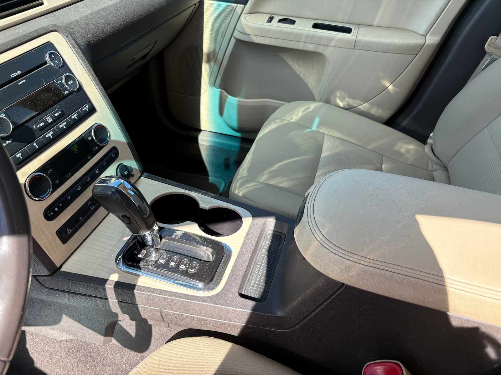 Used 2009 Mercury Sable Sedan FWD image 19