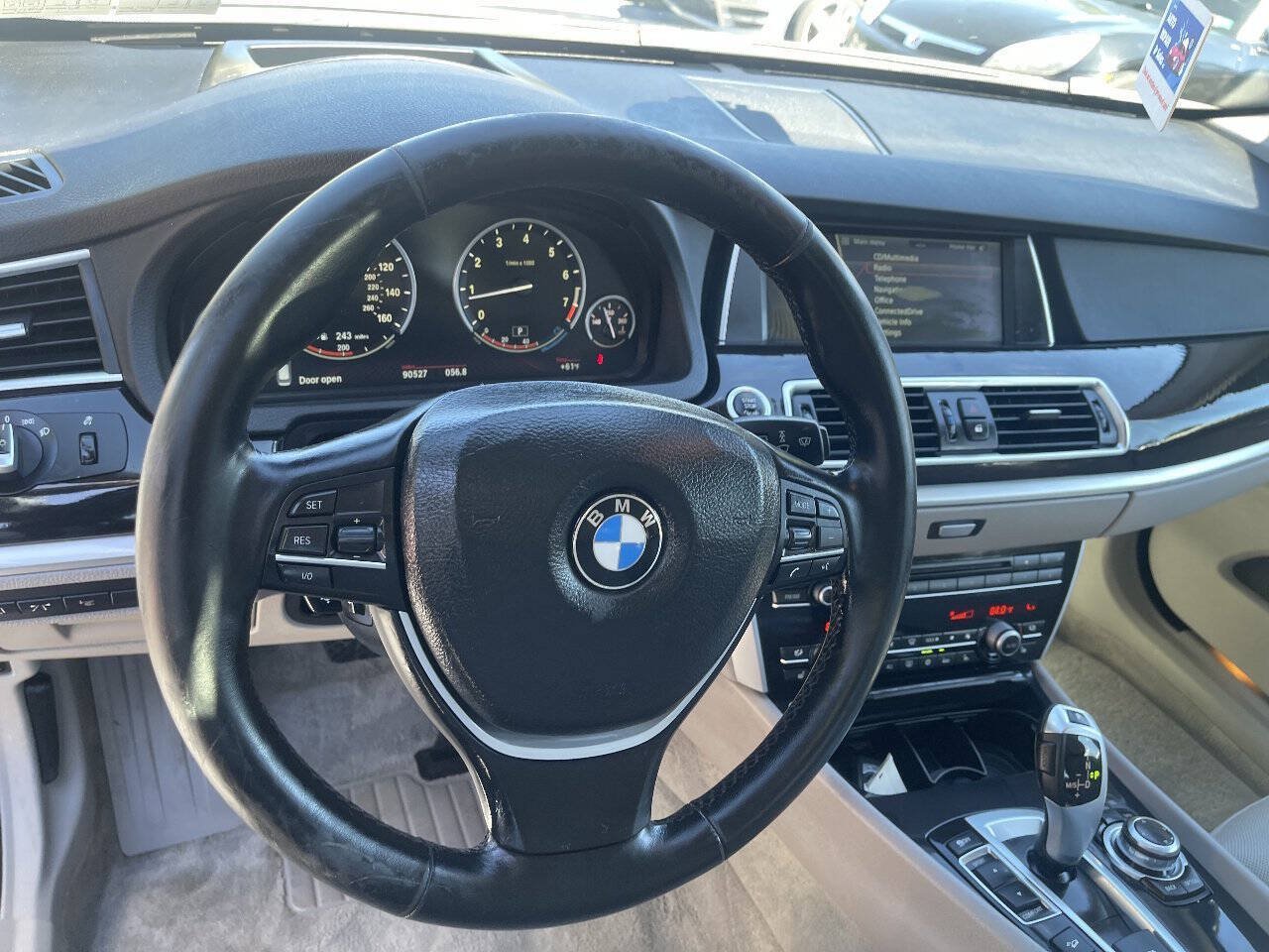 Used 2012 BMW 550i Gran Turismo xDrive AWD/4WD image 11