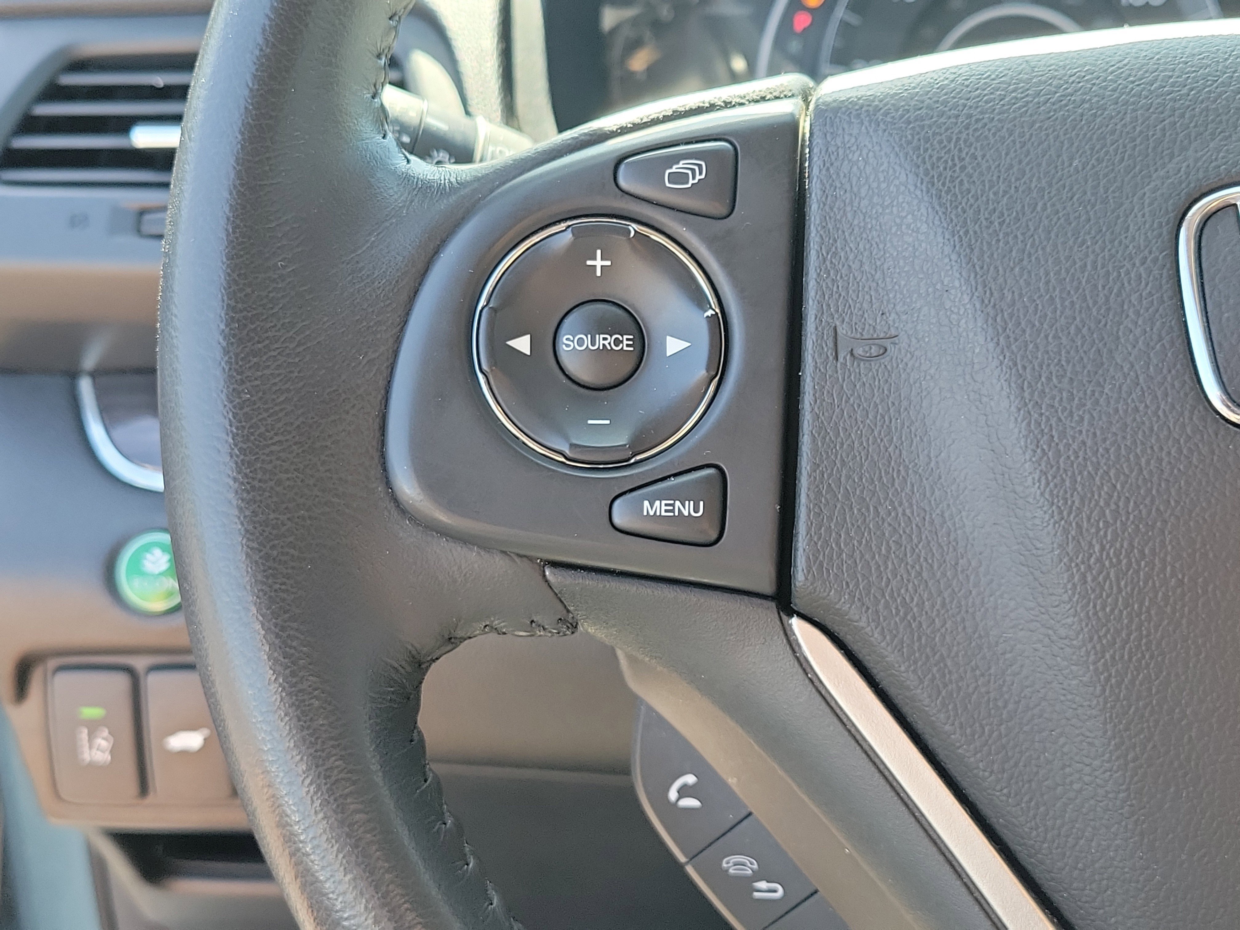 Used 2016 Honda CR-V Touring image 25