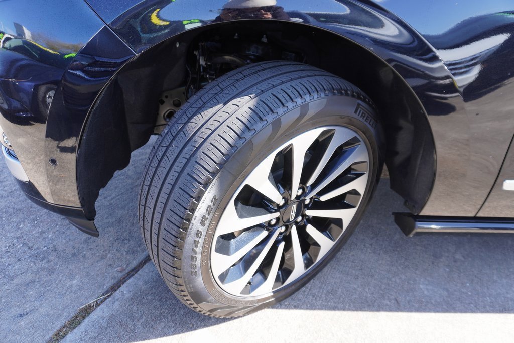 Used 2023 Lincoln Navigator L Reserve image 33