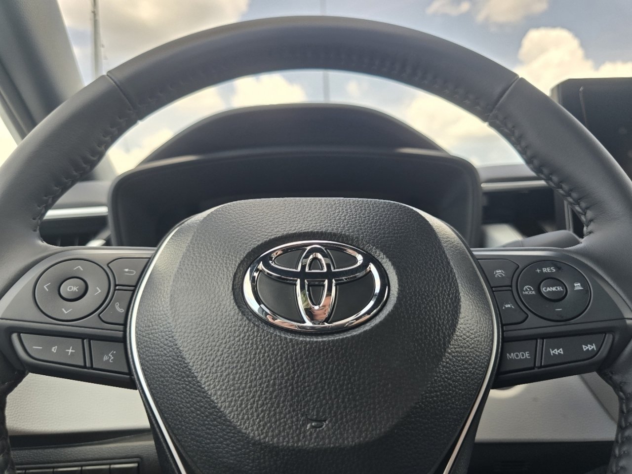 New 2026 Toyota Corolla SE FWD image 23