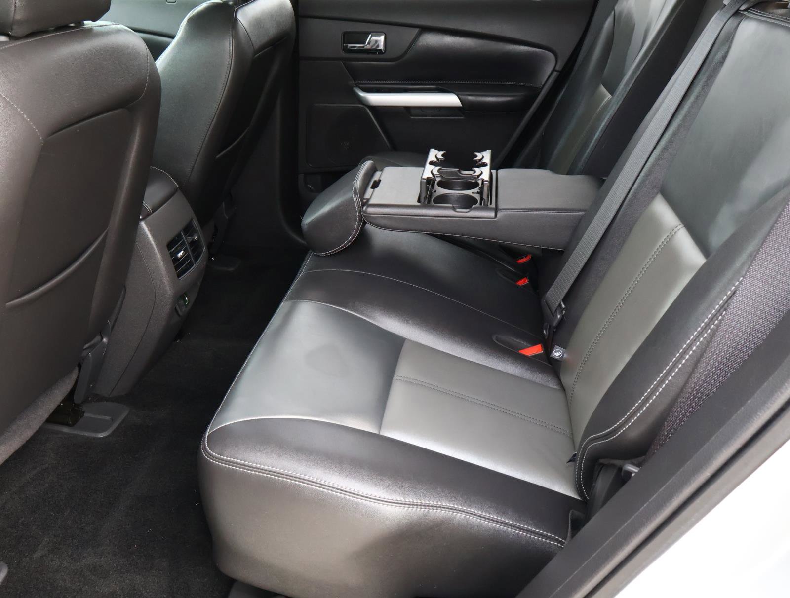 Used 2013 Ford Edge Sport w/ Driver Entry Pkg image 18