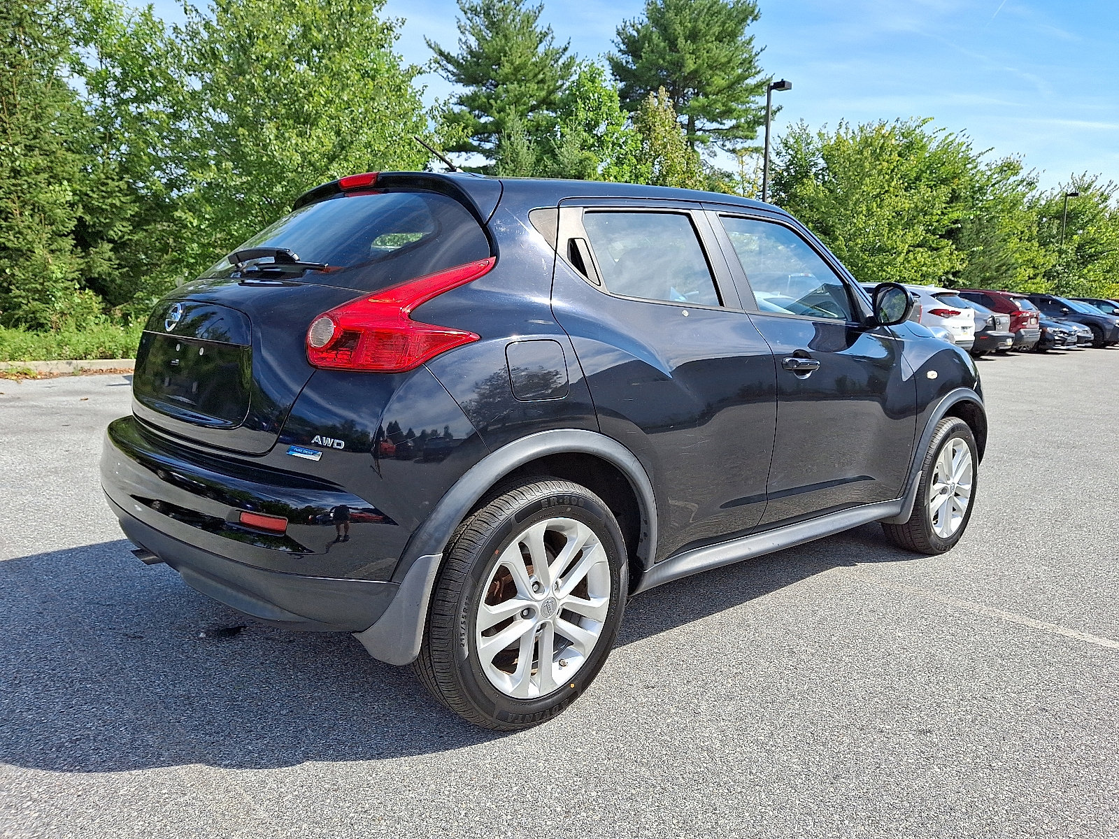Used 2012 Nissan Juke S image 6