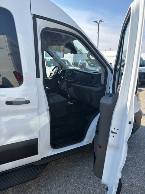Used 2024 Ford Transit 350 XL image 3