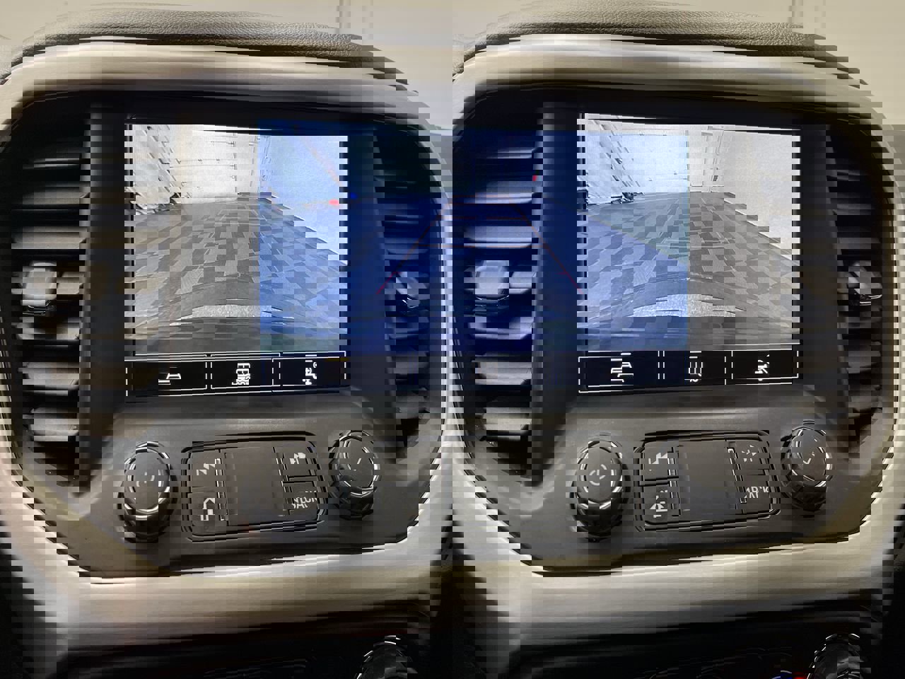 Certified 2022 GMC Acadia SLT w/ Preferred Package image 5