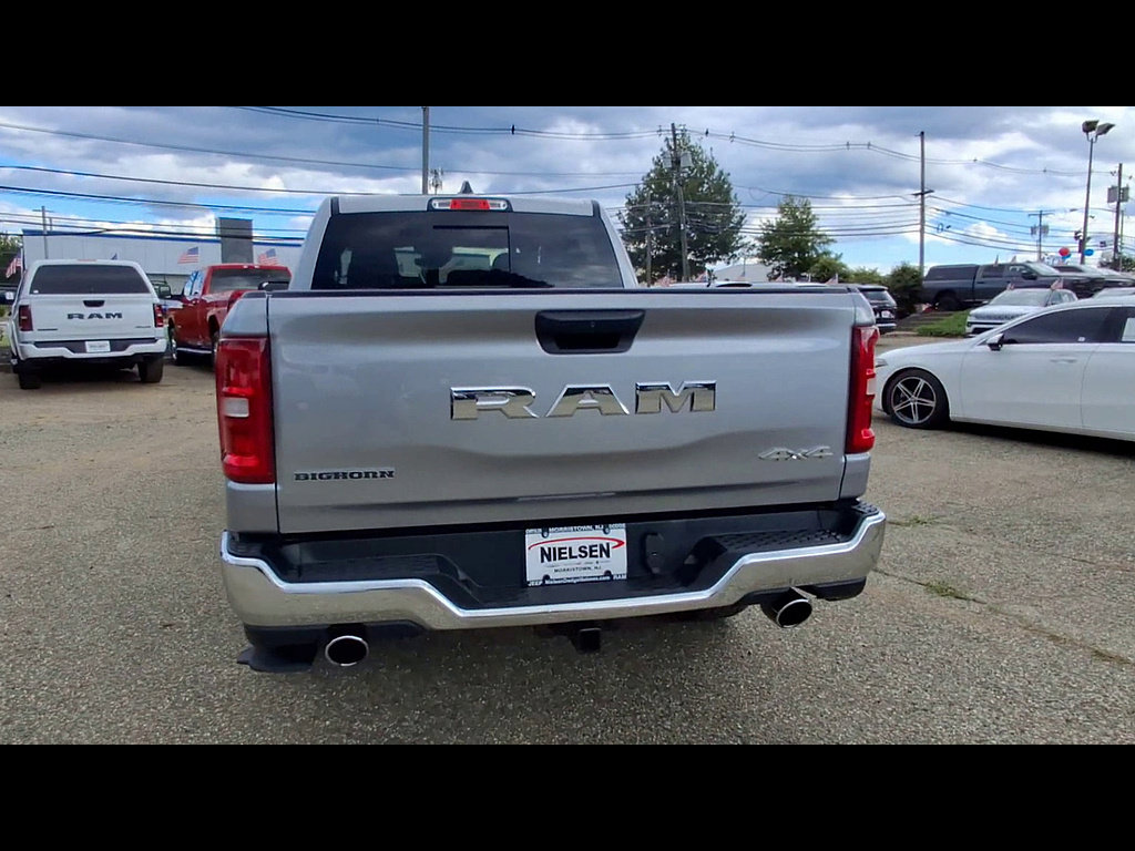 Used 2025 RAM 1500 Big Horn AWD/4WD image 7