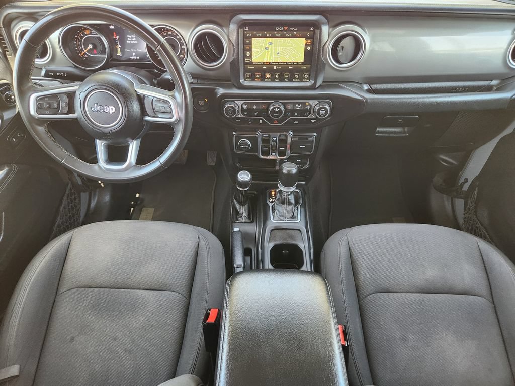 Used 2023 Jeep Wrangler Unlimited Sahara w/ Cold Weather Group AWD/4WD image 5