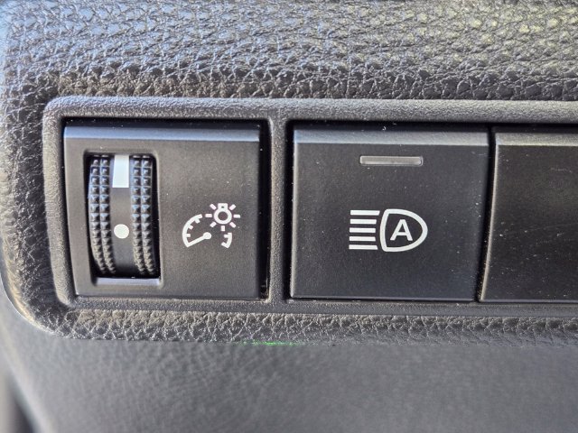 Used 2026 Toyota Corolla SE FWD image 23