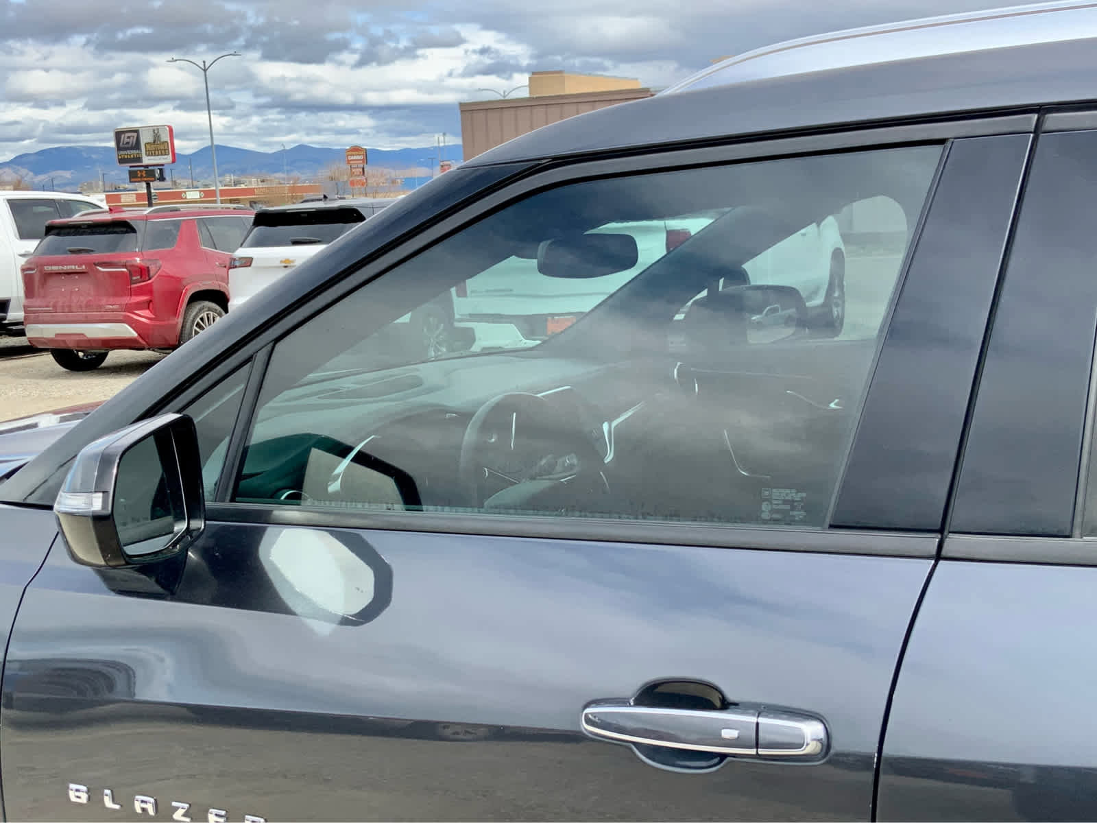 Used 2022 Chevrolet Blazer Premier image 11