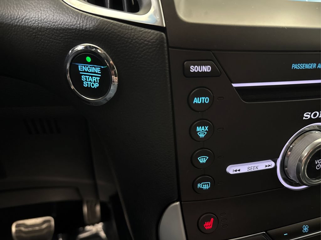Used 2018 Ford Edge Sport w/ Technology Package AWD/4WD image 39