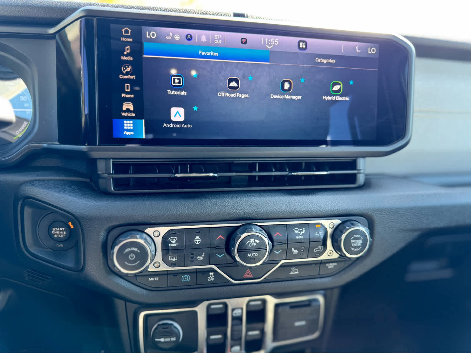 Used 2024 Jeep Wrangler Sport S w/ Convenience Group image 21