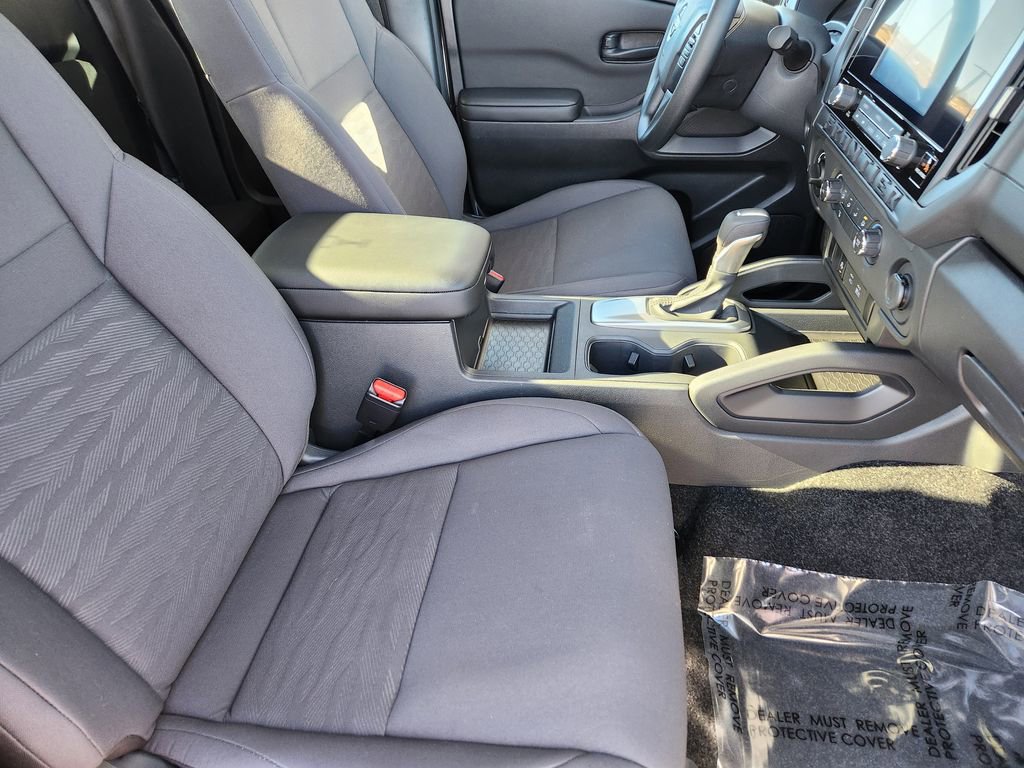 Used 2025 Nissan Frontier S image 5