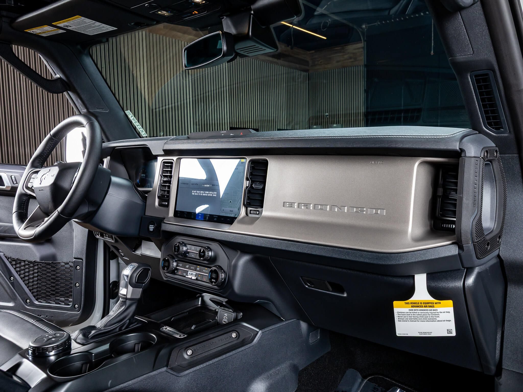 Used 2026 Ford Bronco Outer Banks AWD/4WD image 15