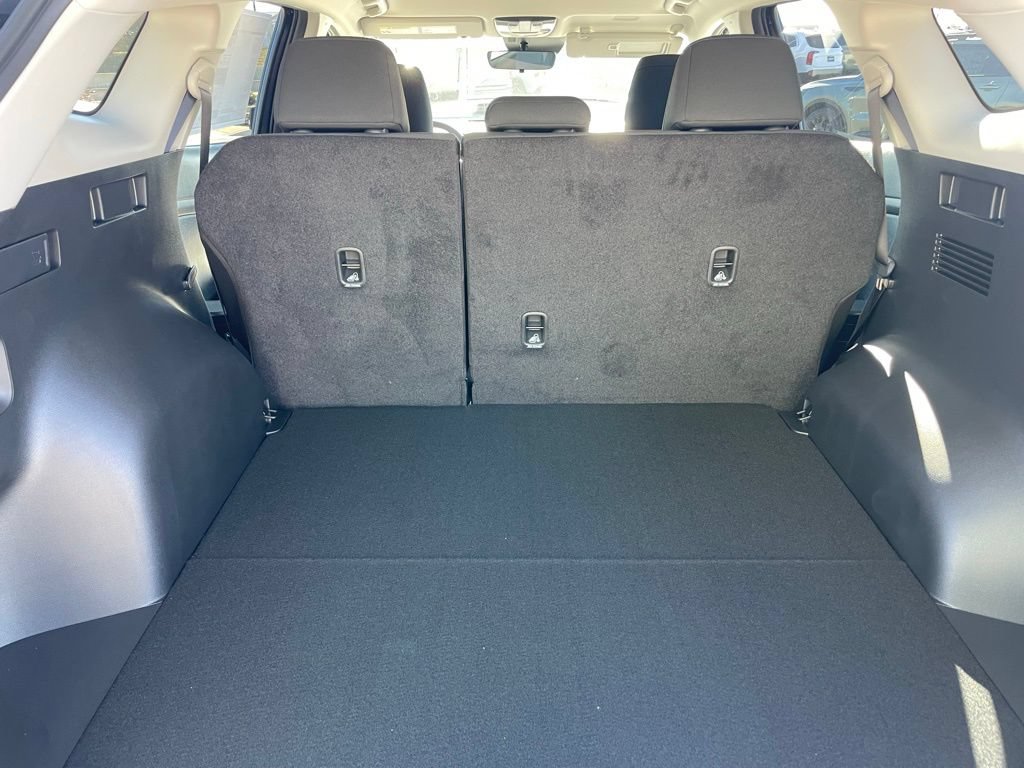 New 2026 Kia Sportage LX w/ LX Convenience Package FWD image 28