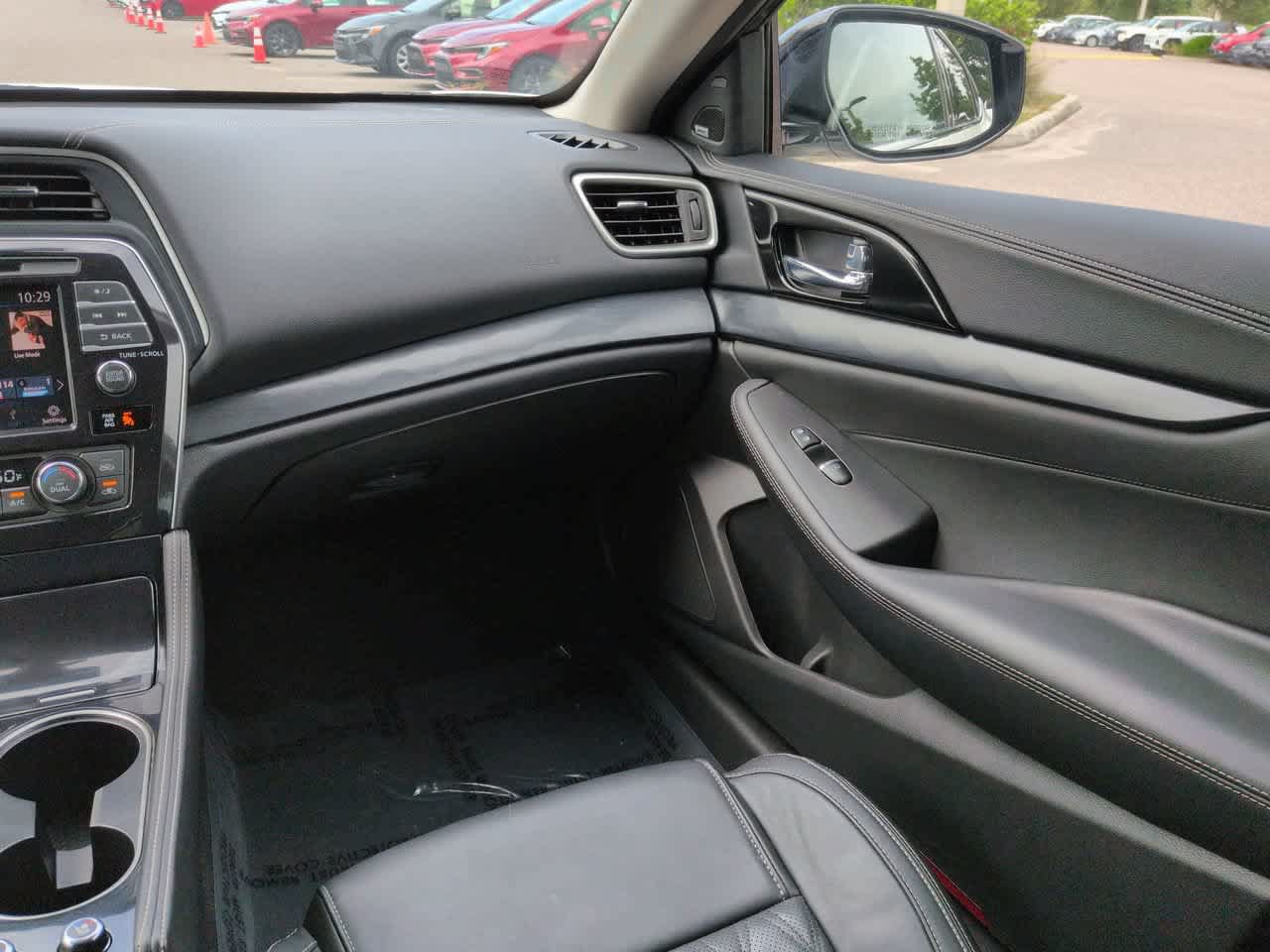 Used 2023 Nissan Maxima Platinum w/ Sport Mat Group FWD image 16