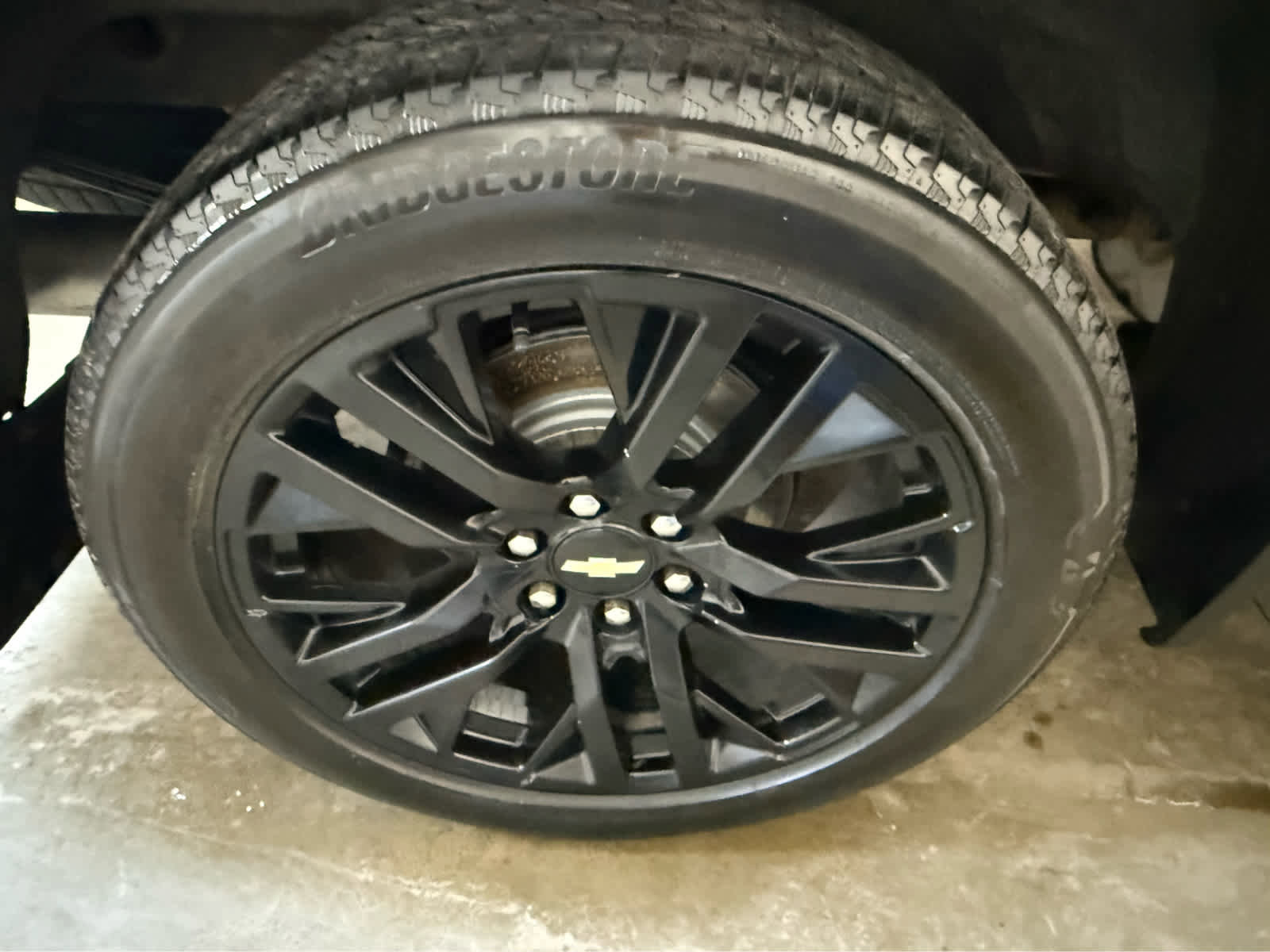 Used 2020 Chevrolet Silverado 1500 High Country w/ LPO, Dark Essentials Package image 33