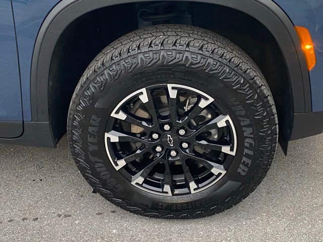 Used 2024 Chevrolet Traverse Z71 image 11