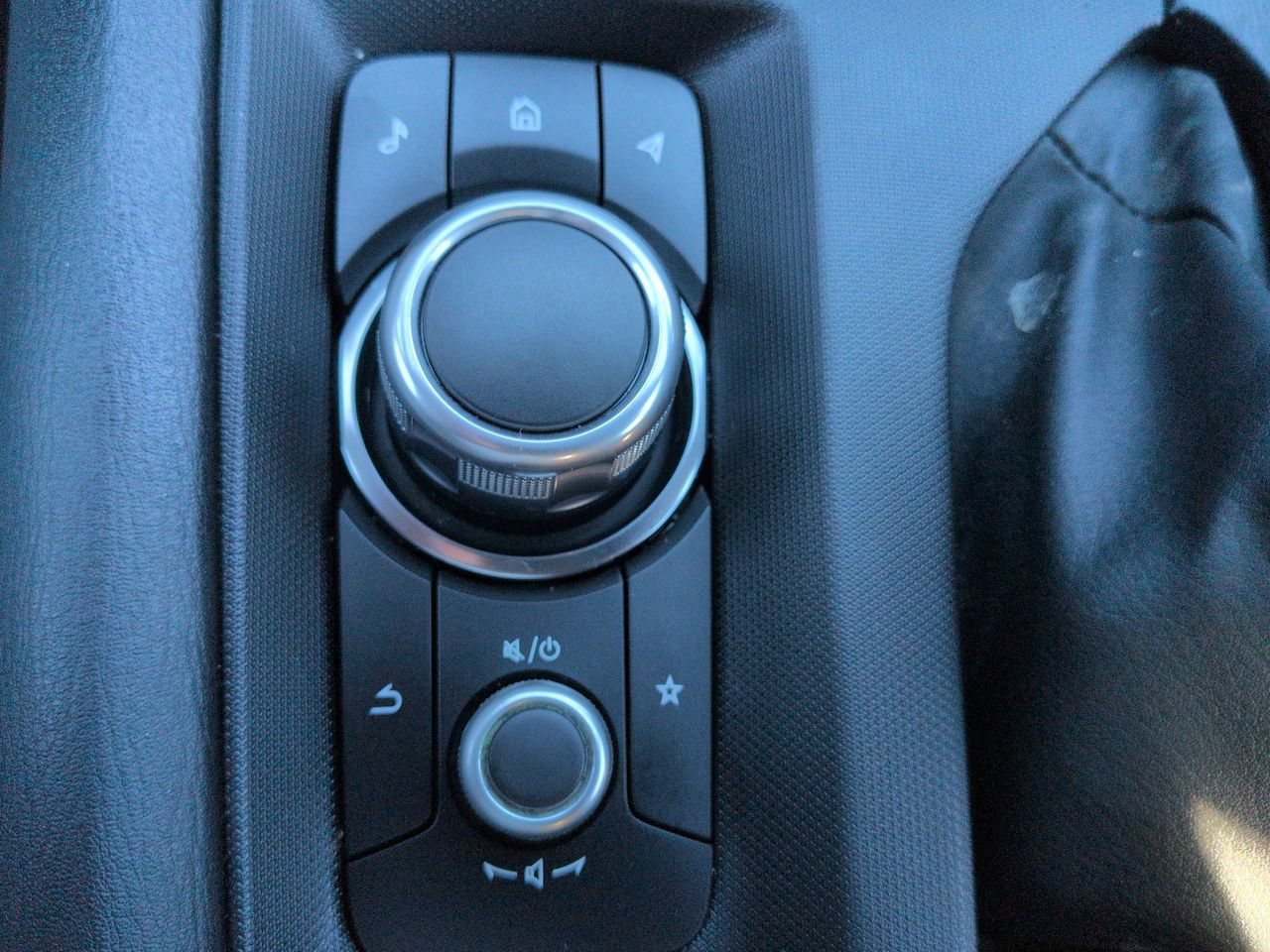 Used 2026 MAZDA MX-5 Miata Sport w/ Interior Package RWD image 30