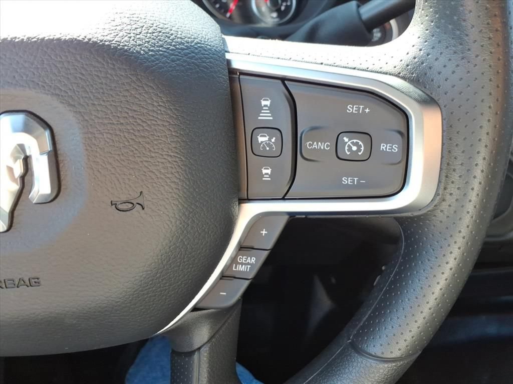 New 2026 RAM 2500 Tradesman w/ Chrome Appearance Group AWD/4WD image 21