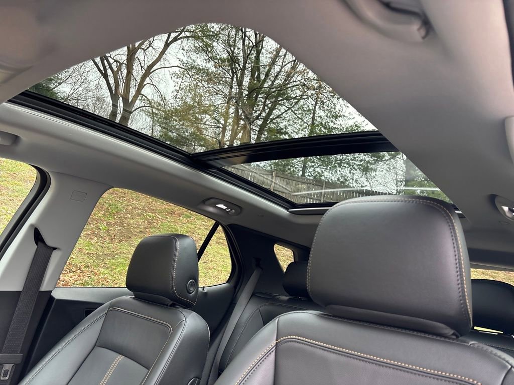 Used 2024 Chevrolet Equinox Premier image 24