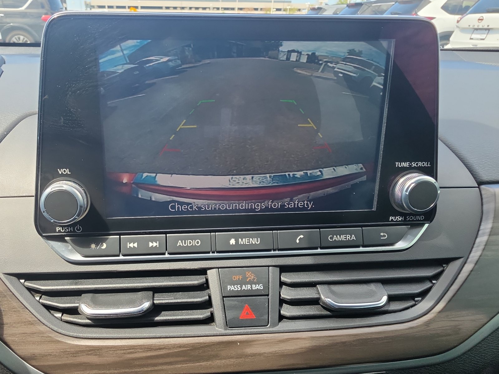 Used 2023 Nissan Altima 2.5 SV AWD/4WD image 13