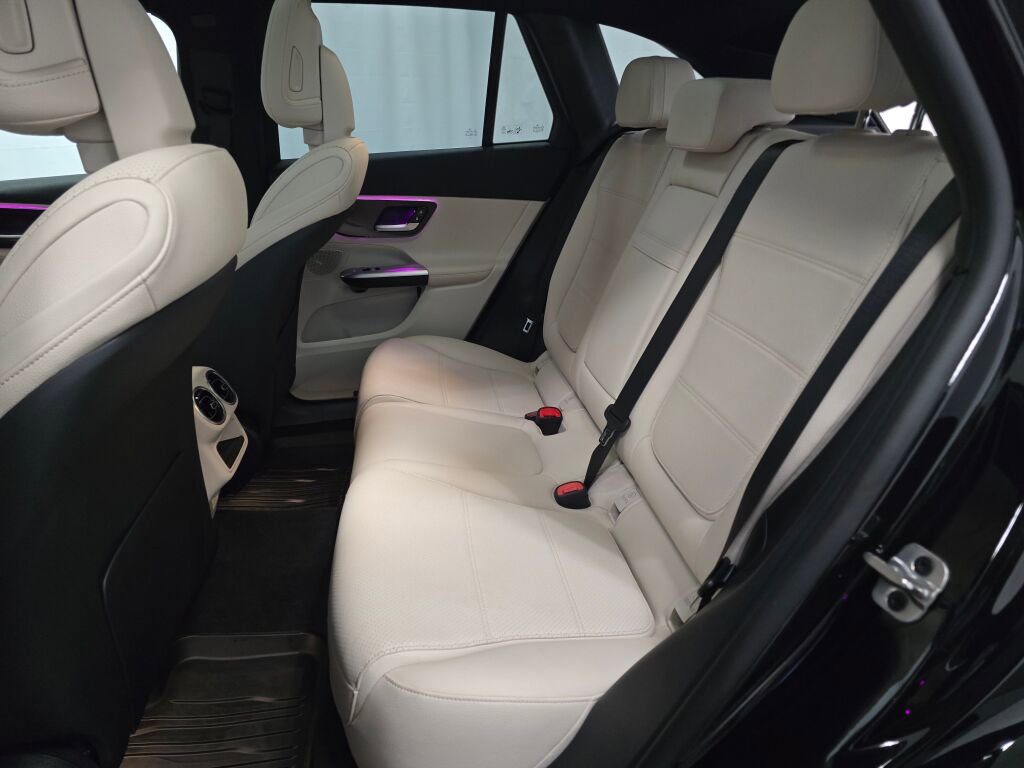 Certified 2025 Mercedes-Benz GLC 300 4MATIC image 14