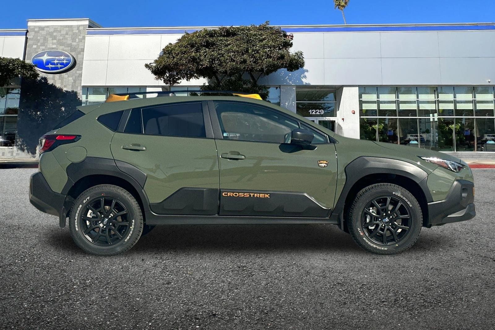 New 2026 Subaru Crosstrek 2.5i Wilderness w/ Wilderness Package AWD/4WD image 3