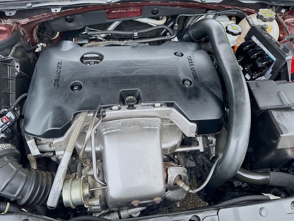 Used 2018 Buick Regal Essence w/ Driver Confidence Package #1 FWD image 40