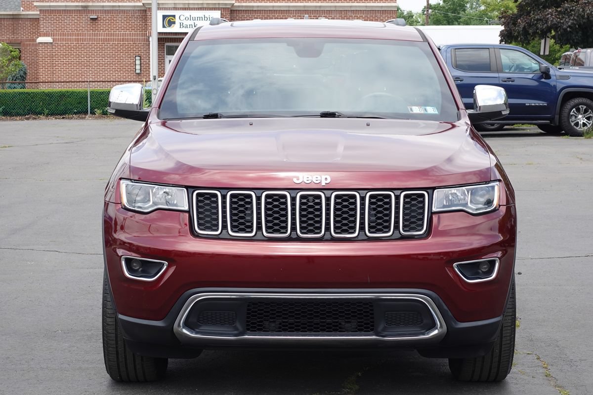 Used 2018 Jeep Grand Cherokee Limited AWD/4WD image 5