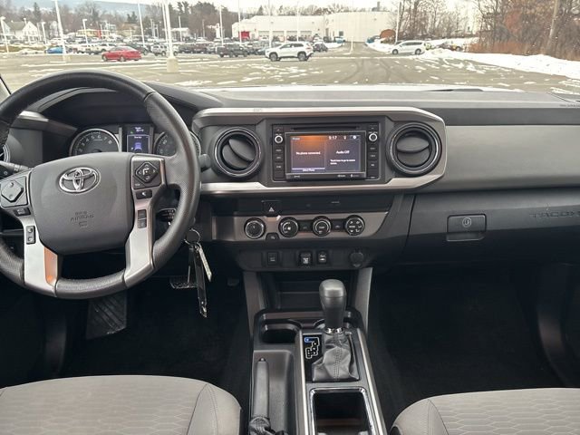 Certified 2019 Toyota Tacoma SR5 image 27