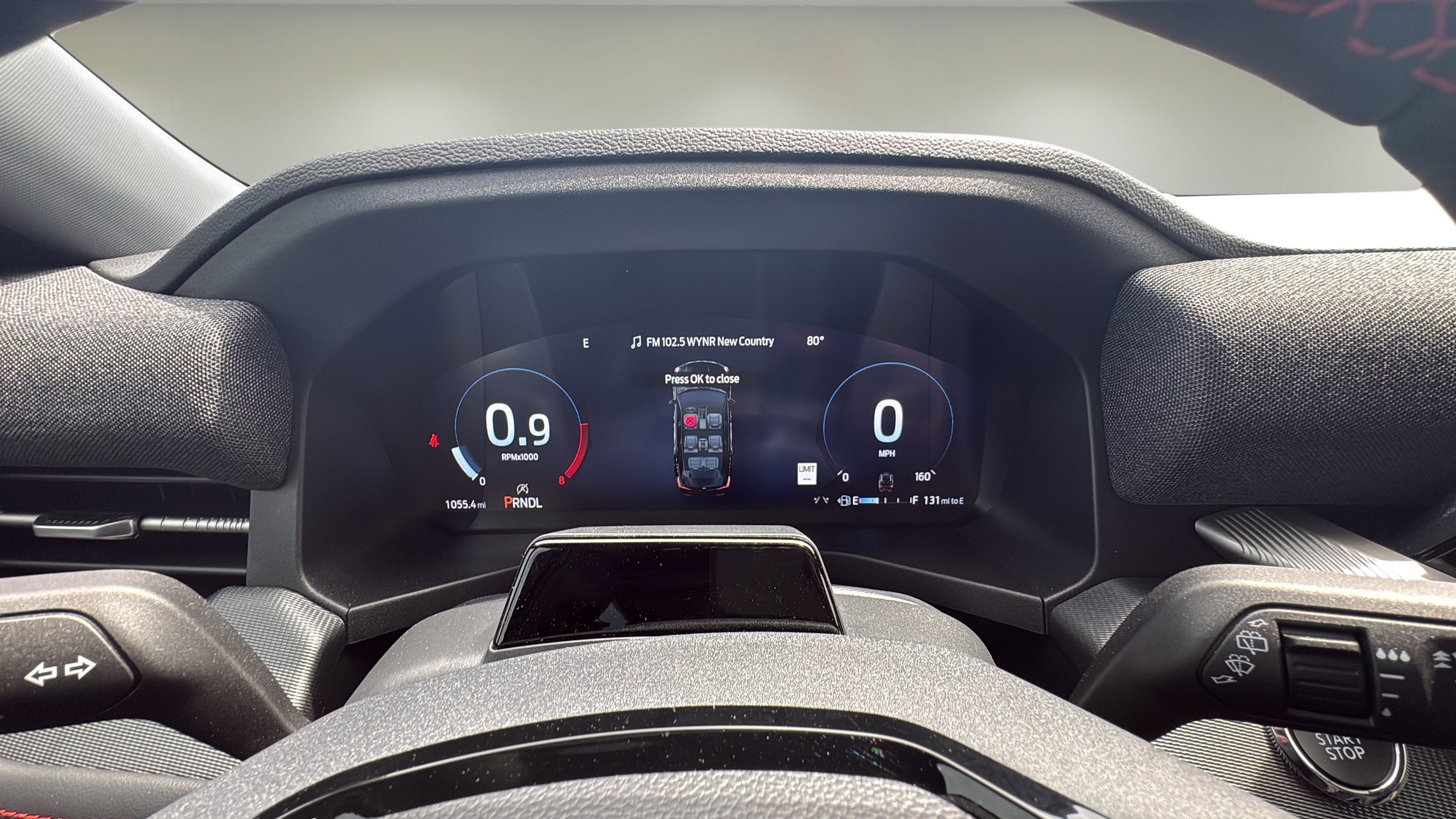 Used 2026 Ford Explorer ST-Line w/ ST-Line Street Pack image 9