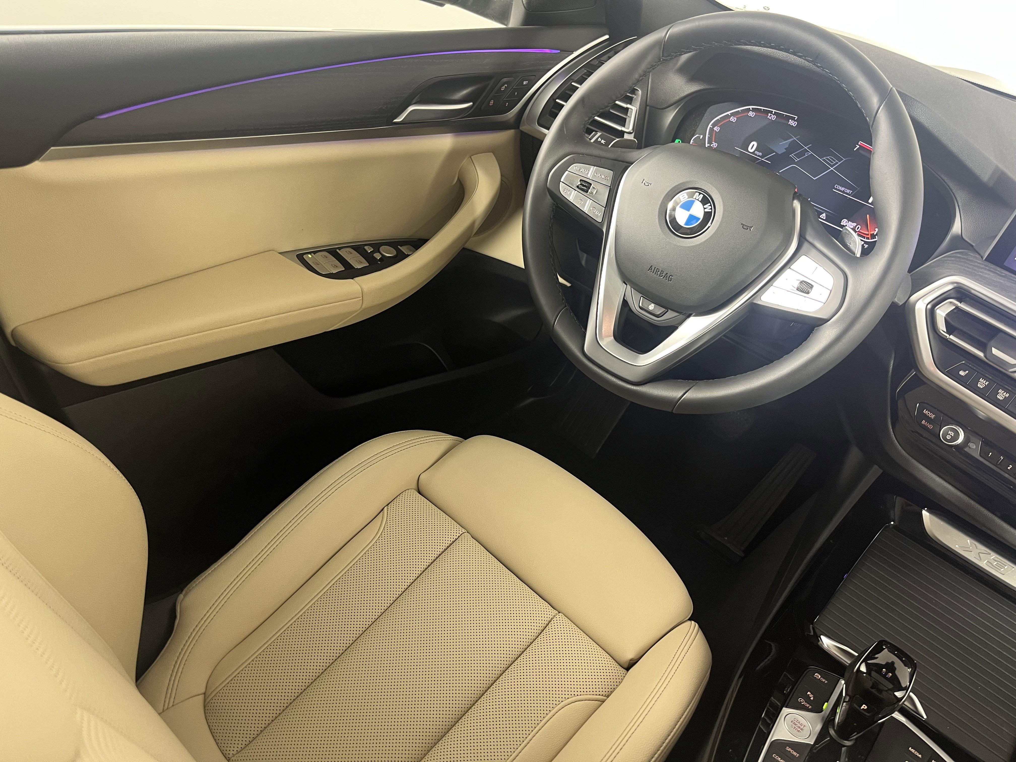Certified 2024 BMW X3 xDrive30i w/ Premium Package image 9