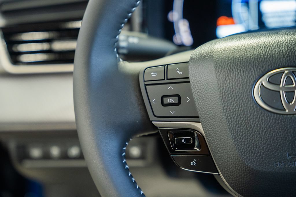 New 2026 Toyota Camry SE FWD image 28