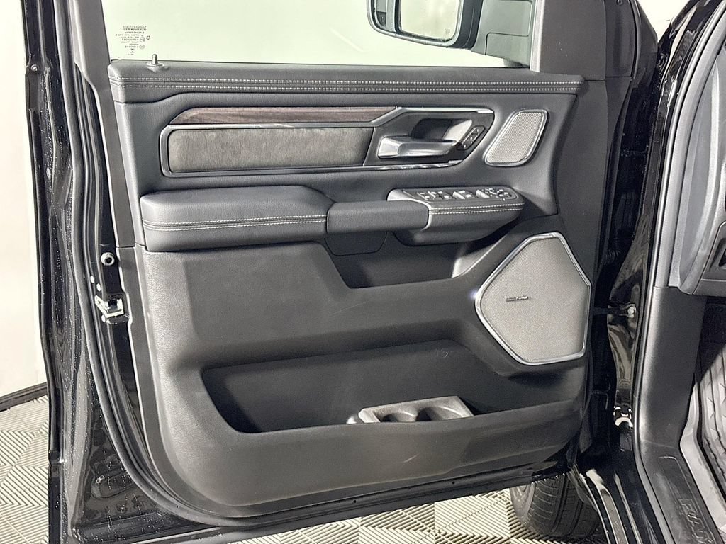 New 2026 RAM 1500 Laramie w/ Night Edition AWD/4WD image 10