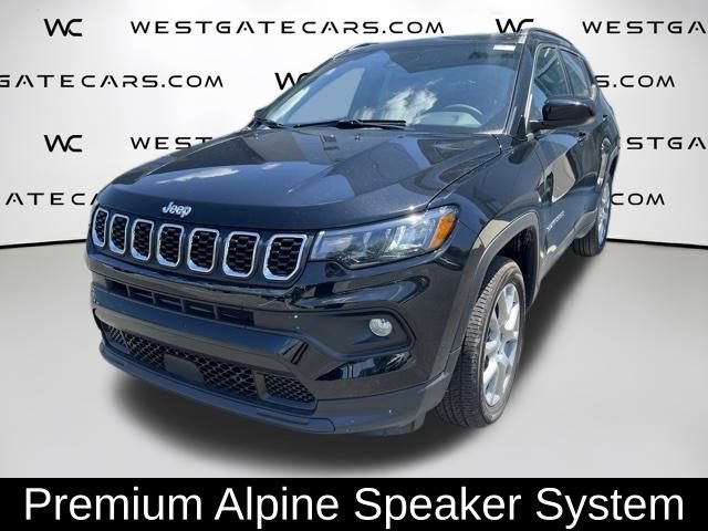 New 2024 Jeep Compass Latitude w/ Sun and Sound Group image 5