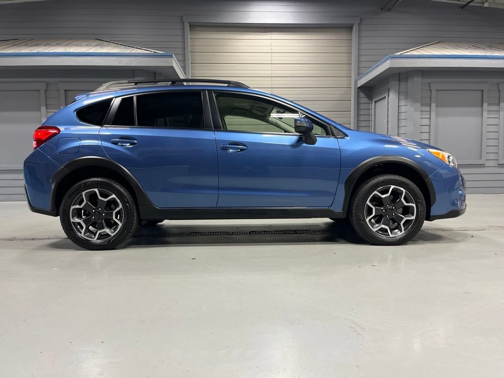 Used 2015 Subaru Crosstrek 2.0i Limited AWD/4WD image 8