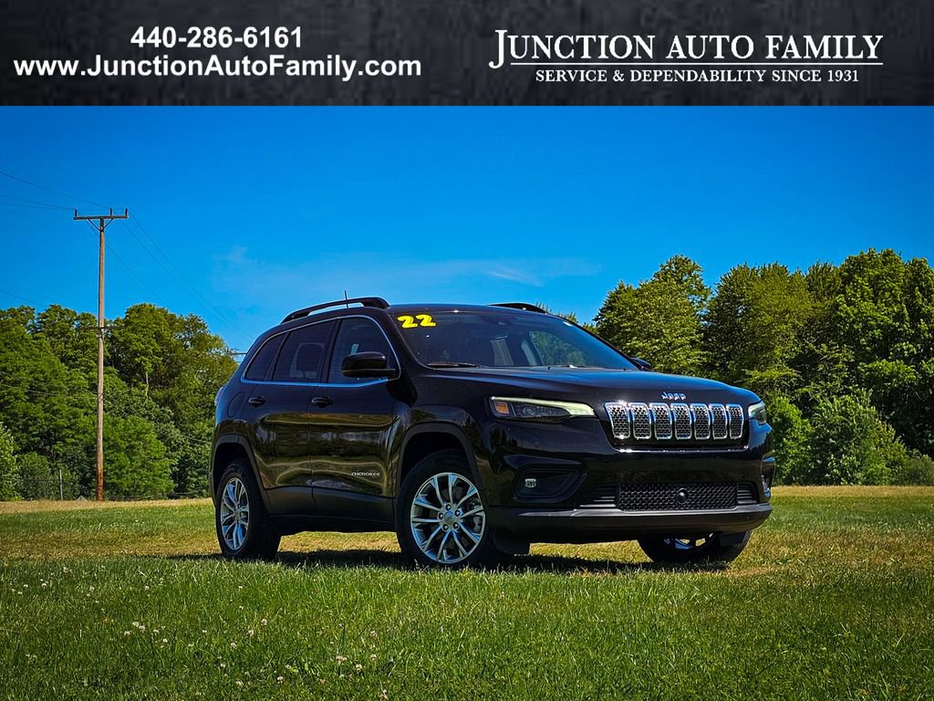 Certified 2022 Jeep Cherokee Latitude Lux AWD/4WD image 1