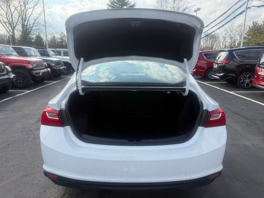 Used 2023 Chevrolet Malibu LT image 36