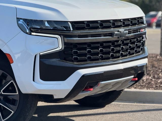 Used 2021 Chevrolet Suburban Z71 w/ Z71 Signature Package image 3