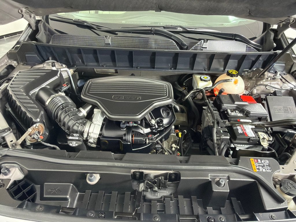 Used 2019 GMC Acadia Denali w/ Technology Package AWD/4WD image 28